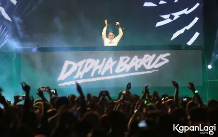 Foto Dipha Barus