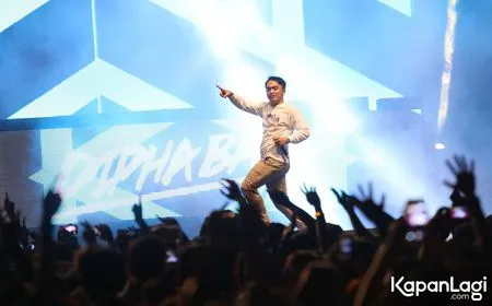 Foto Dipha Barus