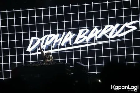 Foto Dipha Barus