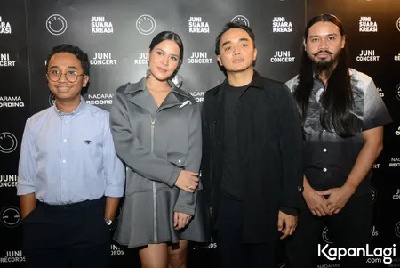 Foto Dipha Barus