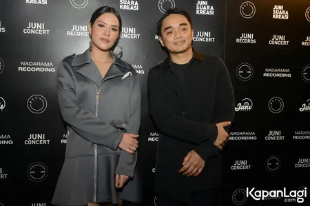 Foto Dipha Barus