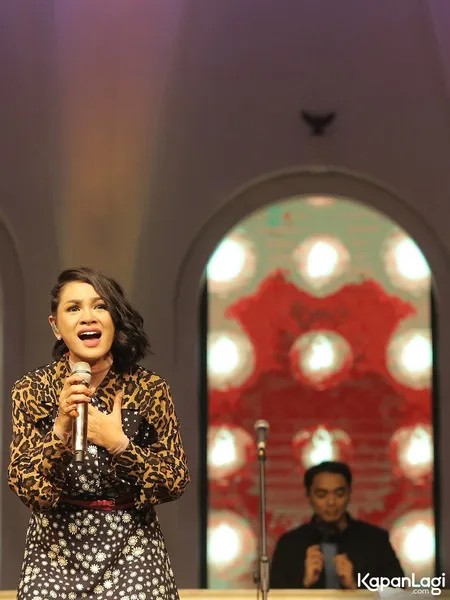 Foto Dipha Barus