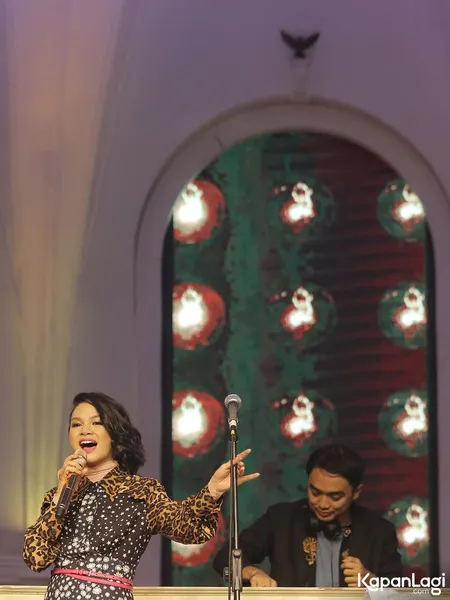 Foto Dipha Barus