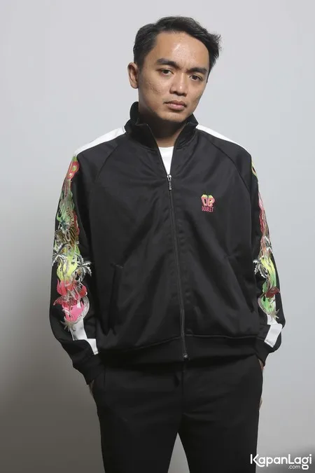 Foto Dipha Barus