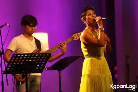 Foto Dira Sugandi
