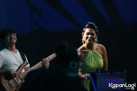 Foto Dira Sugandi