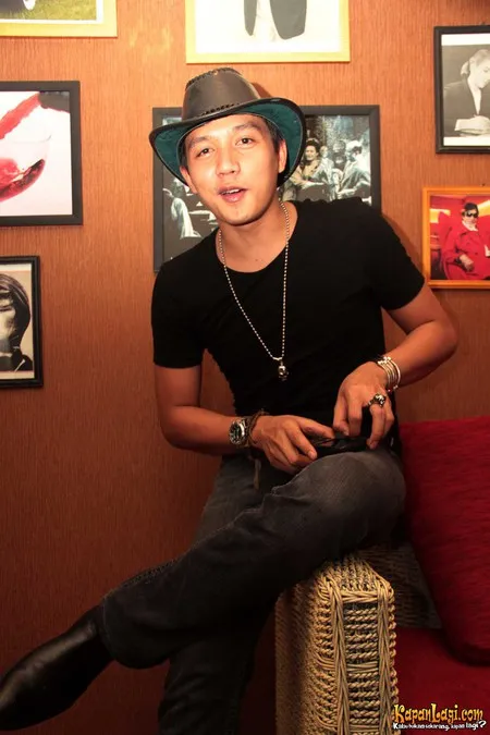 Foto Dirly Idol