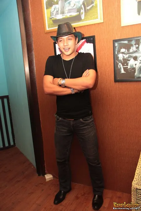 Foto Dirly Idol