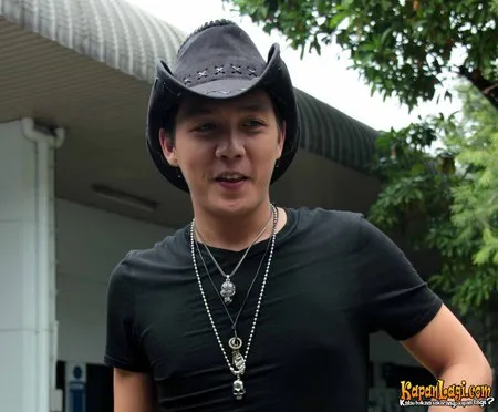 Foto Dirly Idol