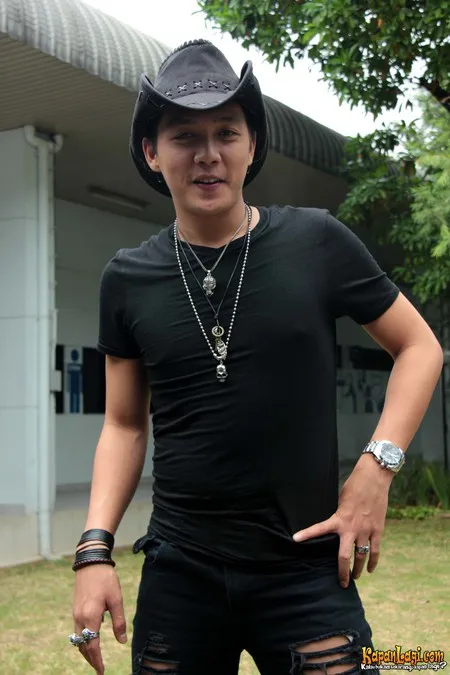 Foto Dirly Idol
