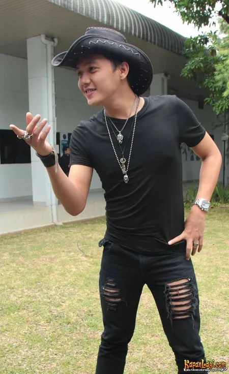 Foto Dirly Idol
