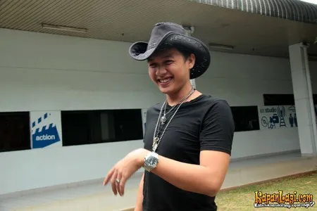 Foto Dirly Idol