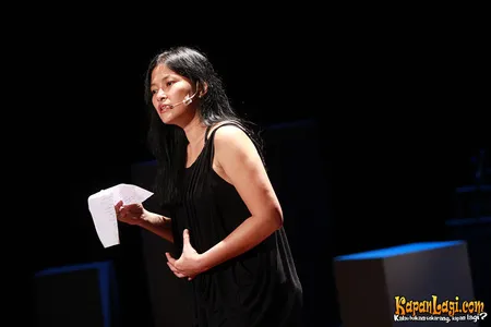 Foto Djenar Maesa Ayu