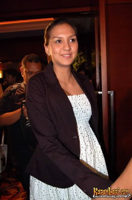 Foto Donna Agnesia