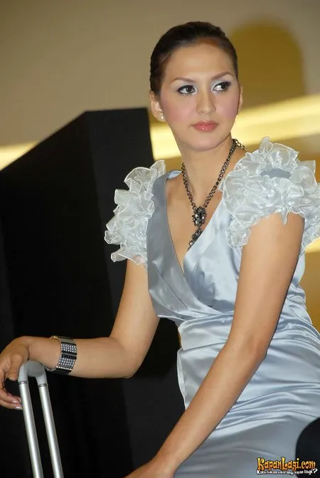 Foto Donna Agnesia
