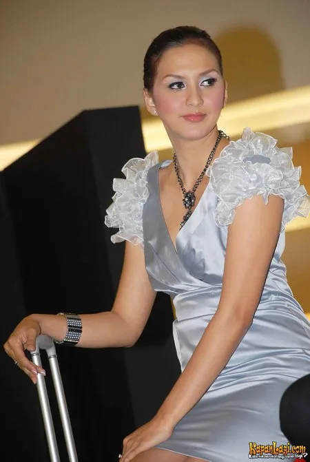 Foto Donna Agnesia