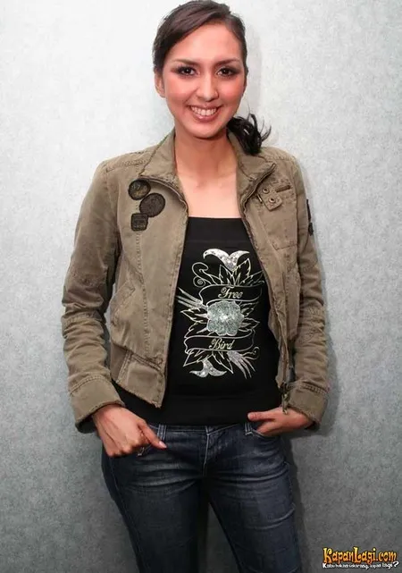 Foto Donna Agnesia