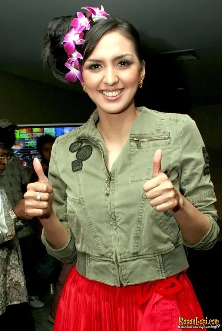Foto Donna Agnesia
