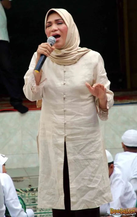 Foto Dorce Gamalama
