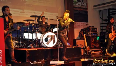 Foto Drive Band