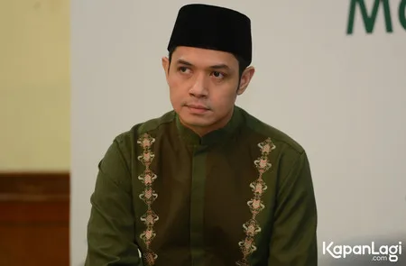 Foto Dude Harlino