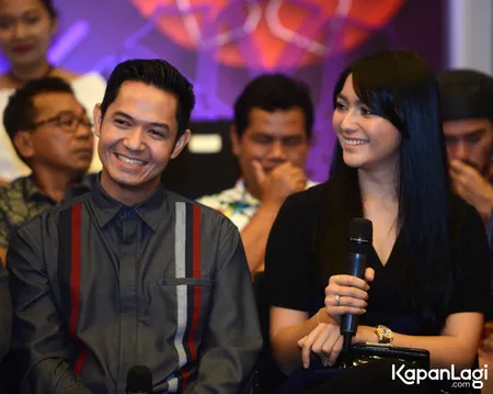 Foto Dude Harlino