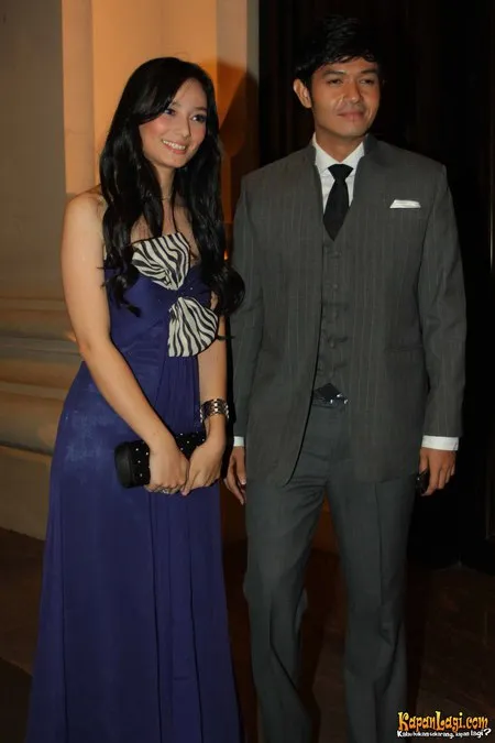 Foto Dude Harlino