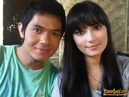 Foto Dude Harlino