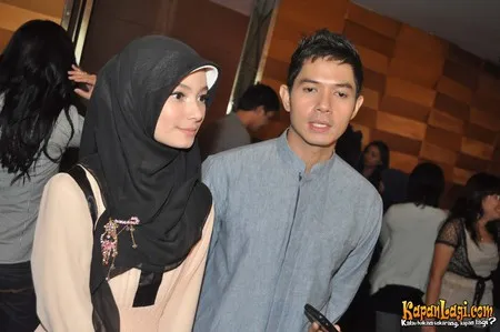Foto Dude Harlino