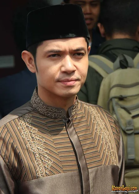 Foto Dude Harlino