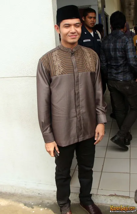 Foto Dude Harlino