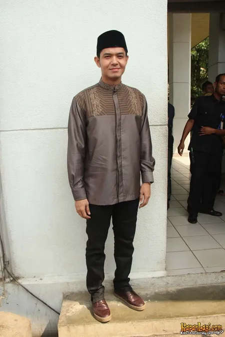 Foto Dude Harlino