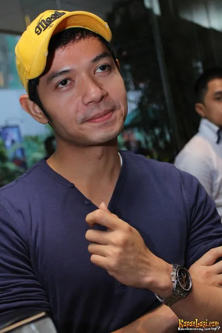 Foto Dude Harlino