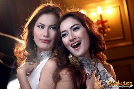 Foto Duo Bidadari