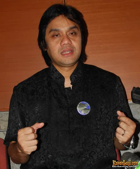Foto Dwiki Dharmawan