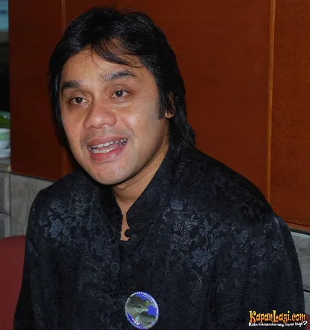 Foto Dwiki Dharmawan
