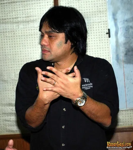 Foto Dwiki Dharmawan