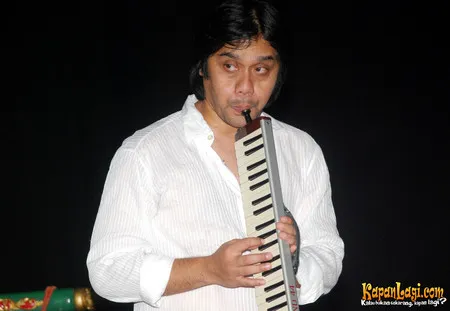 Foto Dwiki Dharmawan