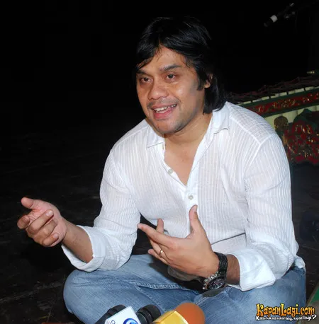 Foto Dwiki Dharmawan