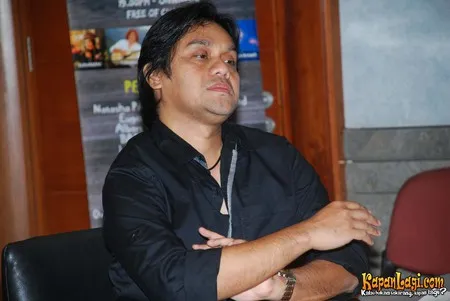 Foto Dwiki Dharmawan