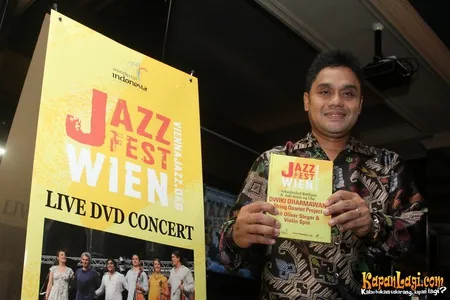 Foto Dwiki Dharmawan