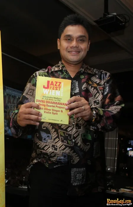 Foto Dwiki Dharmawan