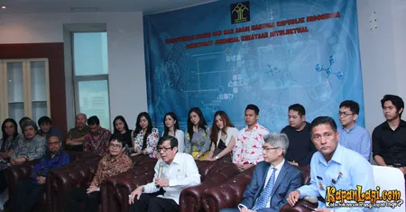 Foto Ebiet G Ade