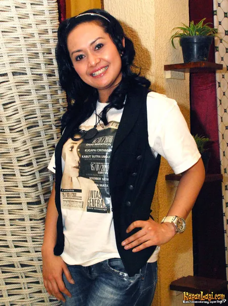 Foto Edies Adelia