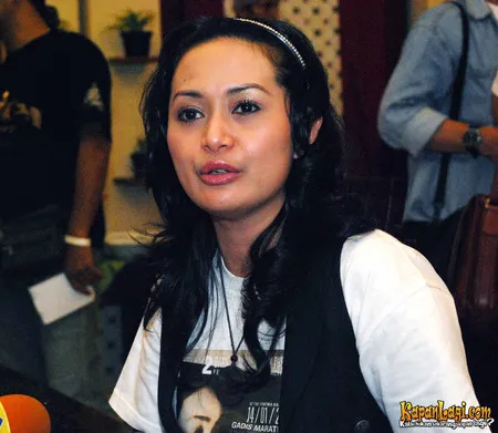 Foto Edies Adelia
