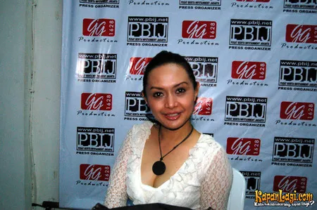 Foto Edies Adelia