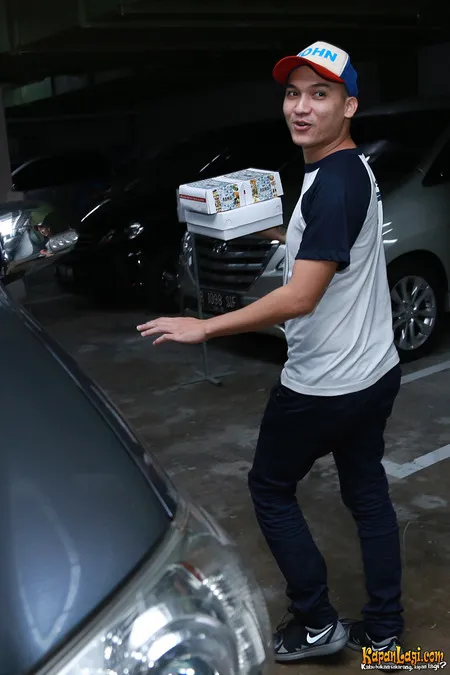 Foto Egi John Foreisythe