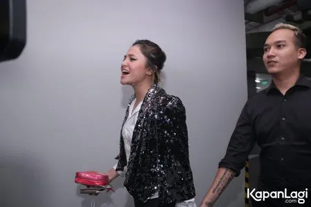 Foto Egi John Foreisythe