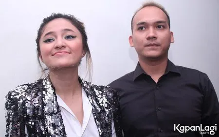 Foto Egi John Foreisythe