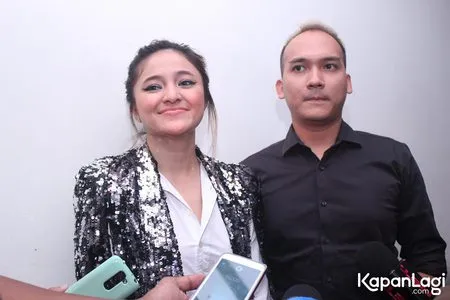 Foto Egi John Foreisythe